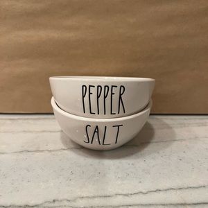 Rae dunn salt and pepper mini bowls